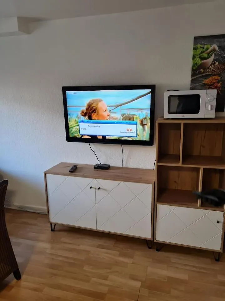 Duesseldorf Delight: Prime Location Near Iconic Landmarks דירה דיסלדורף